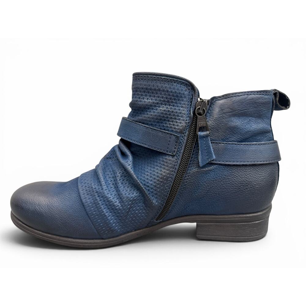 Miz Mooz Suzy Sapphire Blue Leather Ankle Booties Women’s 8.5 NIB - Picture 2 of 7